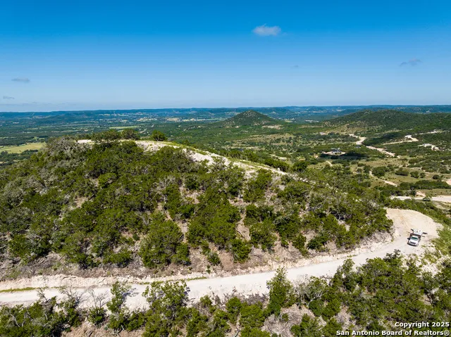 311 Jackson Way Tarpley, TX 78883