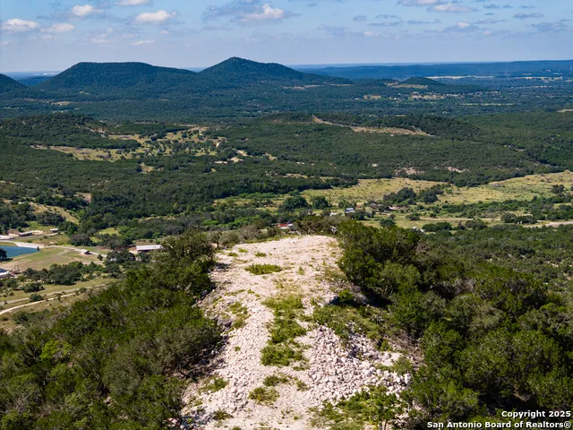 311 Jackson Way Tarpley, TX 78883