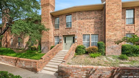201 ELLWOOD ST Unit 211