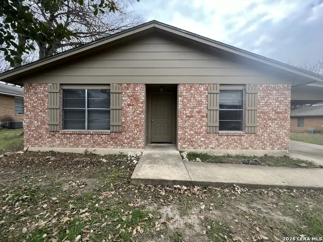 1768 Kuehler Ave New Braunfels, TX 78130
