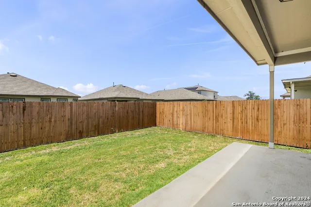 10674 Penelope Way Converse, TX 78109