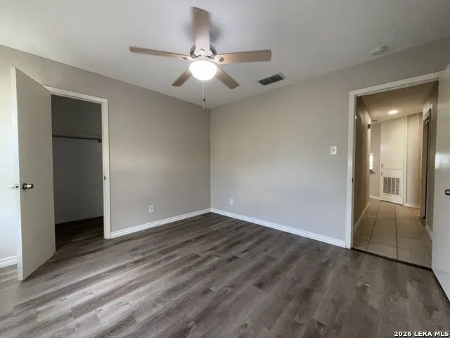 7107 Winter Rdg Converse, TX 78109