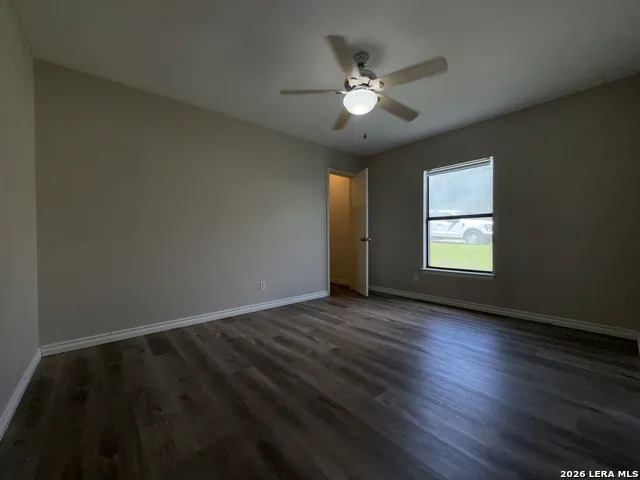 7107 Winter Rdg Converse, TX 78109