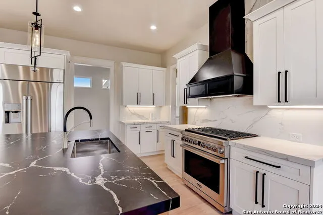 748 Annabelle Ave Bulverde, TX 78163