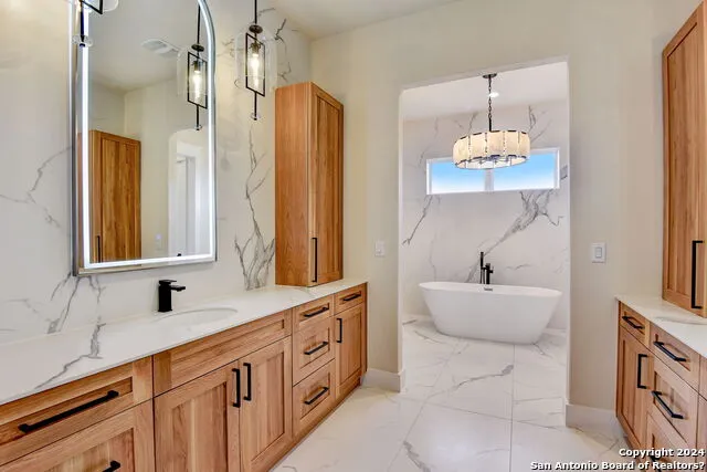 748 Annabelle Ave Bulverde, TX 78163