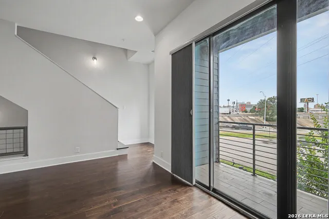 1606 Hackberry Unit UNIT 102 San Antonio, TX 78208