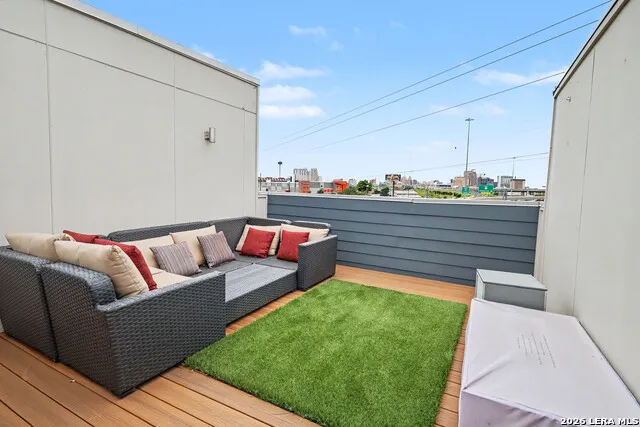 1606 Hackberry Unit UNIT 102 San Antonio, TX 78208
