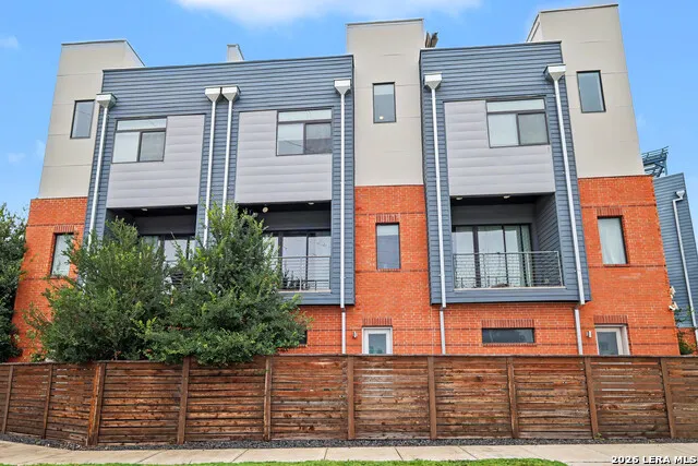 1606 Hackberry Unit UNIT 102 San Antonio, TX 78208