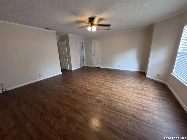 7838 Sandpiper Park San Antonio, TX 78249