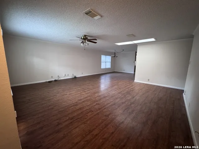 7838 Sandpiper Park San Antonio, TX 78249