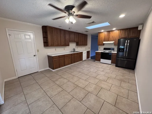 7838 Sandpiper Park San Antonio, TX 78249