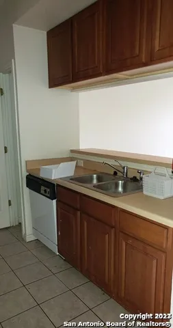 505 DUKEWAY Unit 2 Universal City, TX 78148