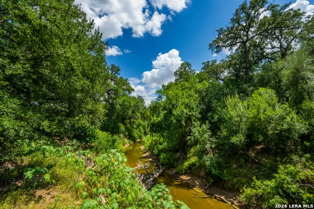 994 Marburger Crystal City, TX 78839