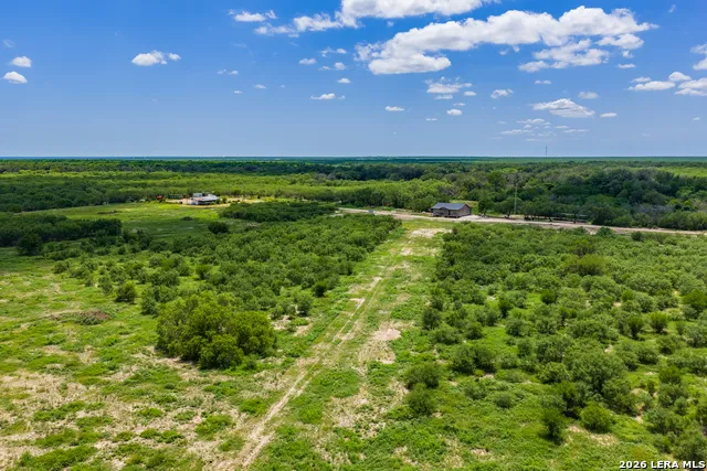 994 Marburger Crystal City, TX 78839