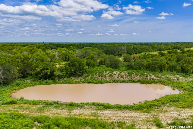 994 Marburger Crystal City, TX 78839