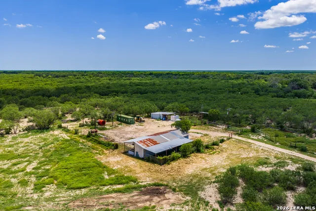 994 Marburger Crystal City, TX 78839