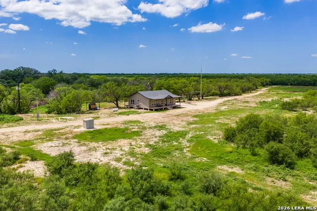 994 Marburger Crystal City, TX 78839