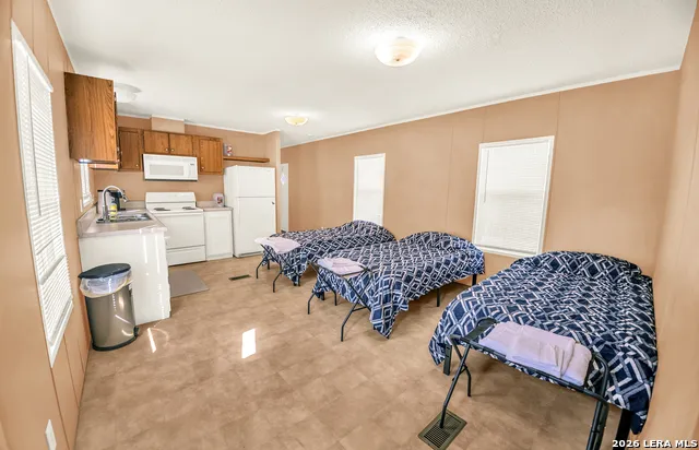1297 Fm 1433 Carrizo Springs, TX 78834