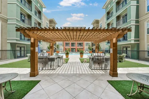 1711 Old Spanish Trail #437