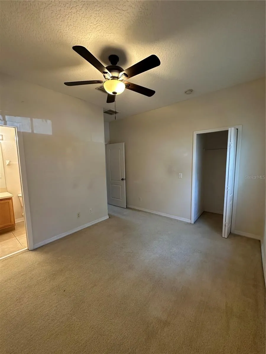 3661 WILSHIRE WAY ROAD #76 Orlando, FL 32829