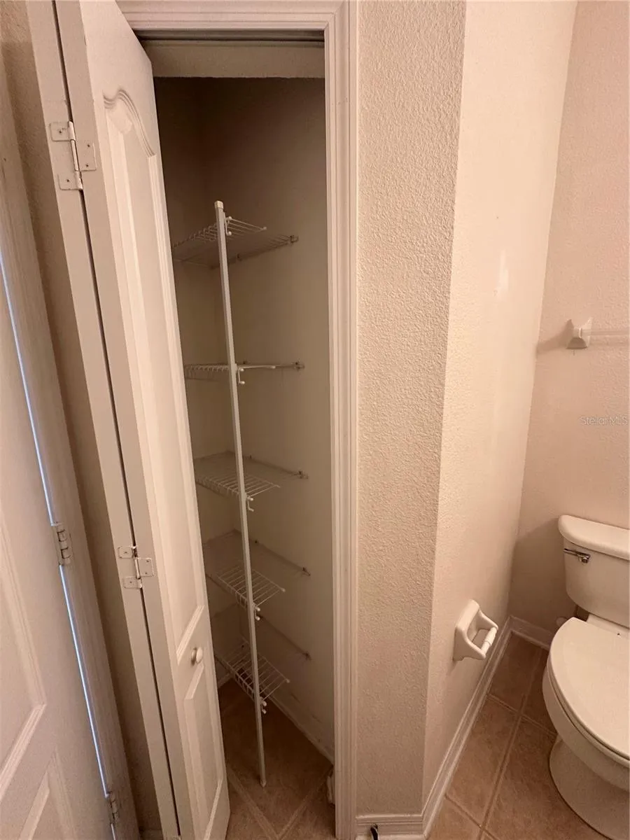 3661 WILSHIRE WAY ROAD #76 Orlando, FL 32829