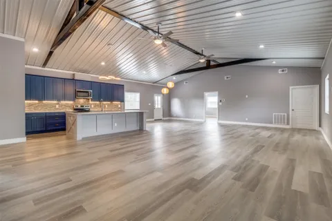 100 County Road 4140