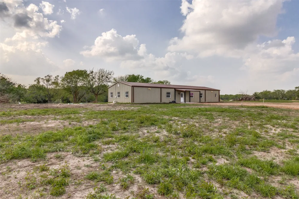 100 County Road 4140 Bonham, TX 75418