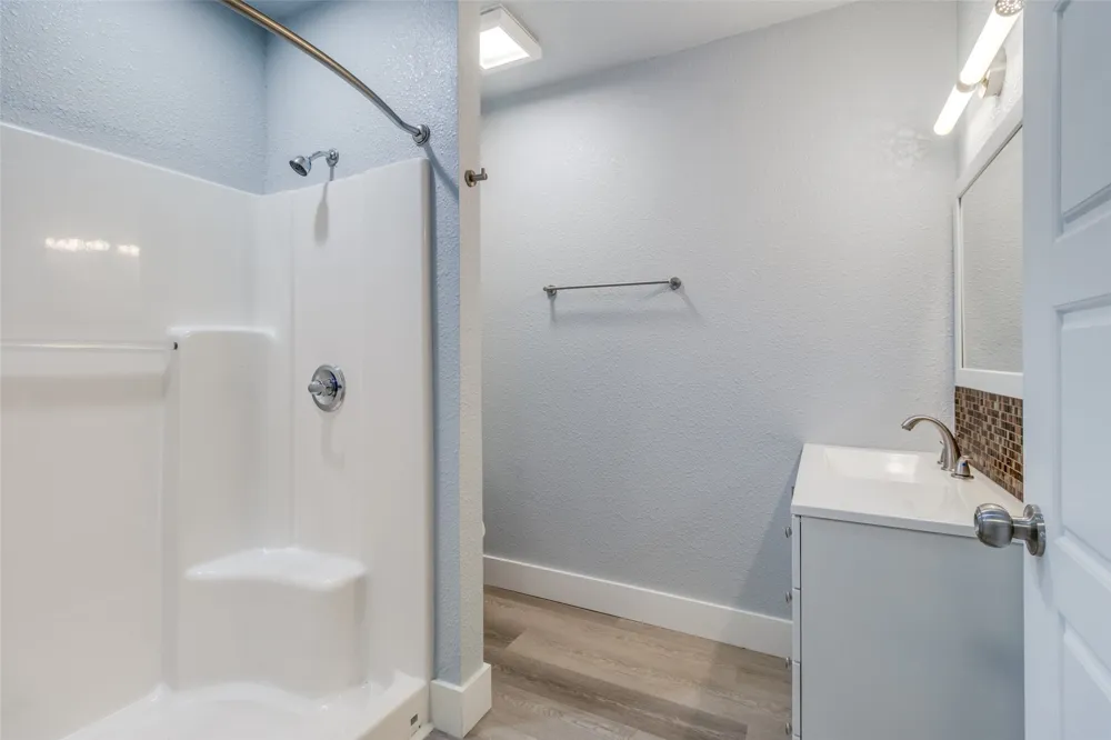 100 County Road 4140 Bonham, TX 75418