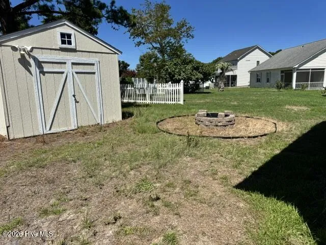 4975 Hampton Drive SE Southport, NC 28461