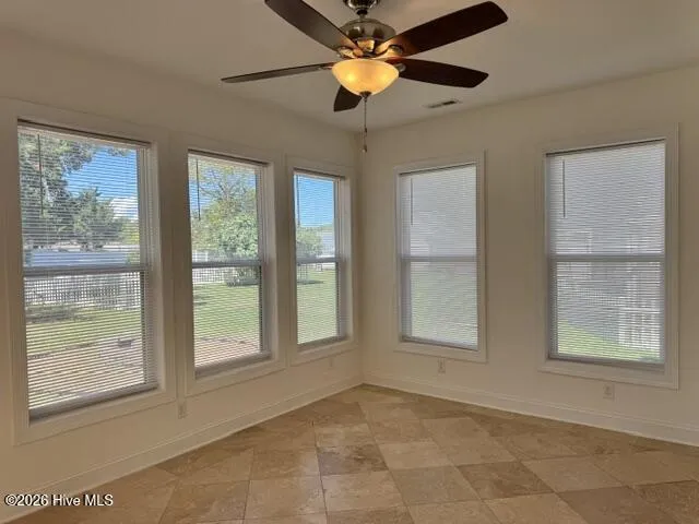 4975 Hampton Drive SE Southport, NC 28461