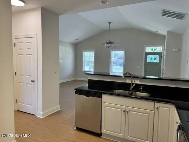 4975 Hampton Drive SE Southport, NC 28461