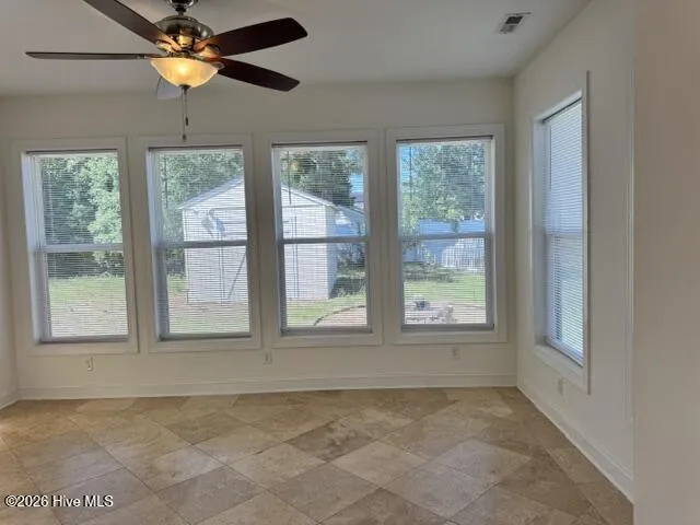 4975 Hampton Drive SE Southport, NC 28461