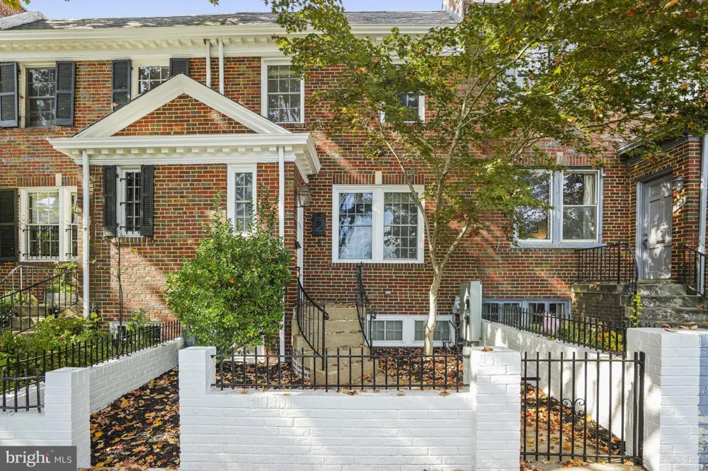 1920 35TH STREET NW Washington, DC 20007