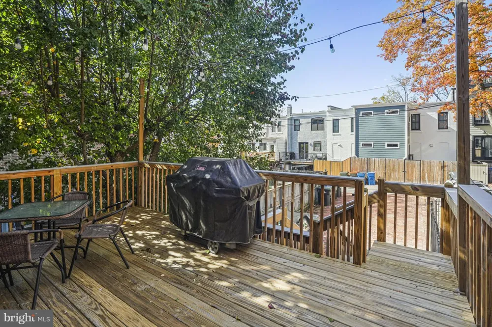 1920 35TH STREET NW Washington, DC 20007