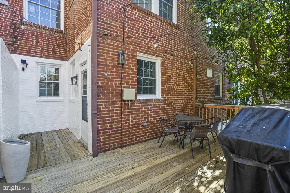 1920 35TH STREET NW Washington, DC 20007