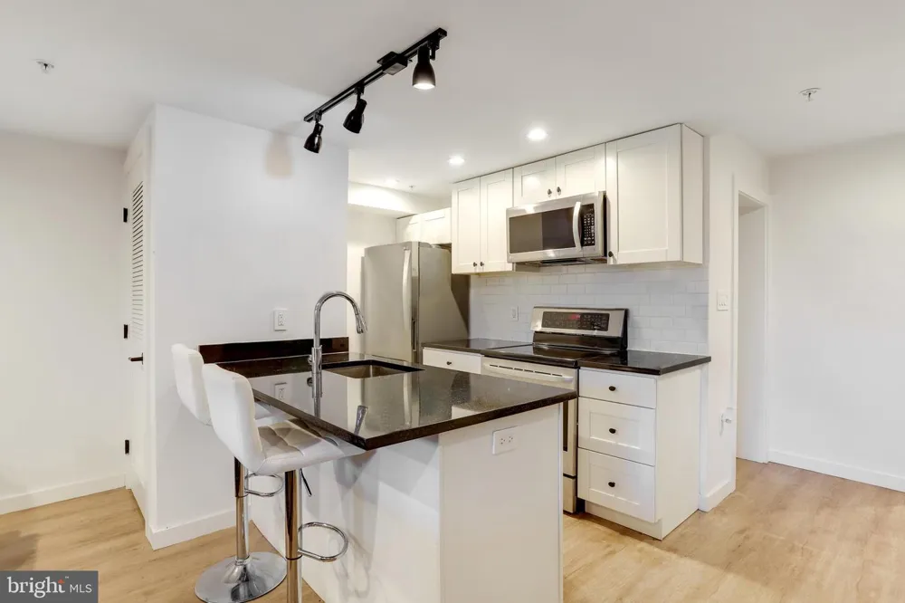 1920 35TH STREET NW Washington, DC 20007