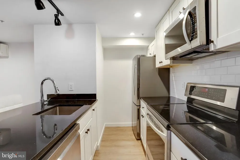 1920 35TH STREET NW Washington, DC 20007