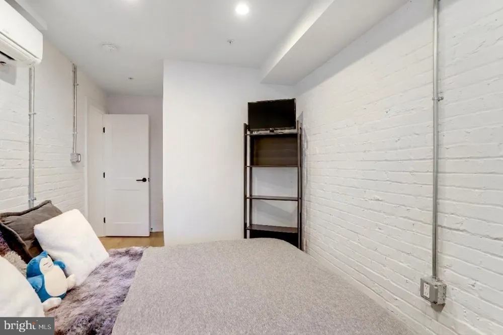 1920 35TH STREET NW Washington, DC 20007