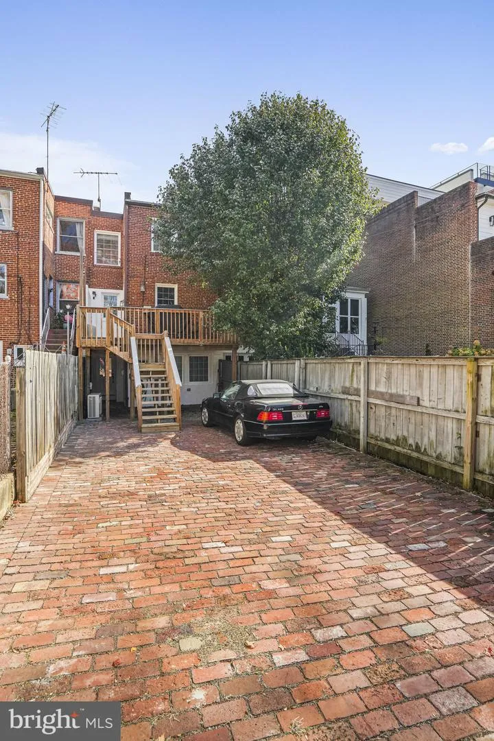 1920 35TH STREET NW Washington, DC 20007