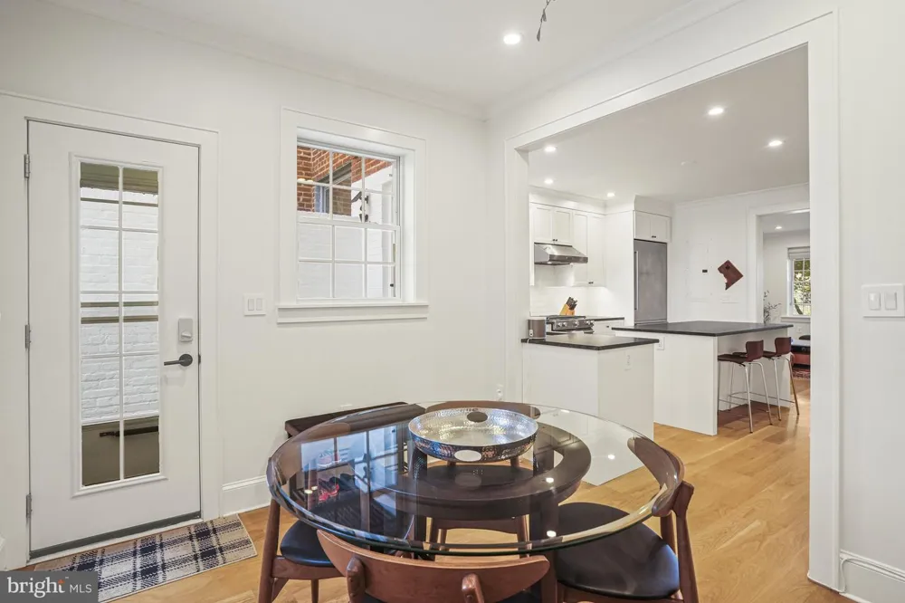 1920 35TH STREET NW Washington, DC 20007