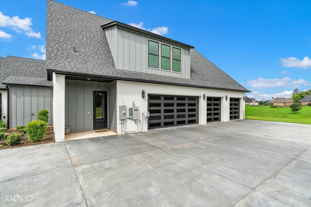 1233 Big Pine Key Lane Benton, LA 71006