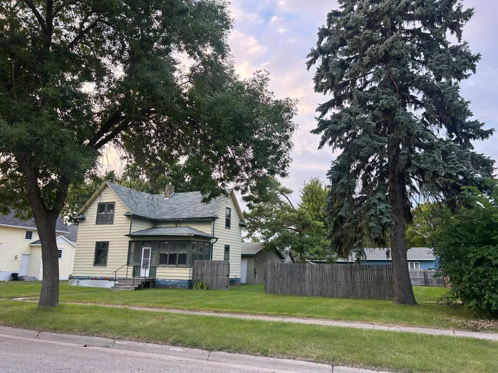 309 4th Street W Thief River Falls, MN 56701