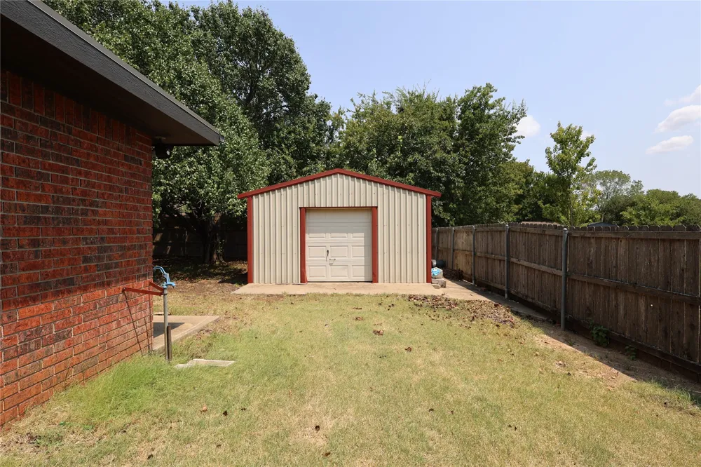 1024 Oak Drive Sulphur, OK 73086