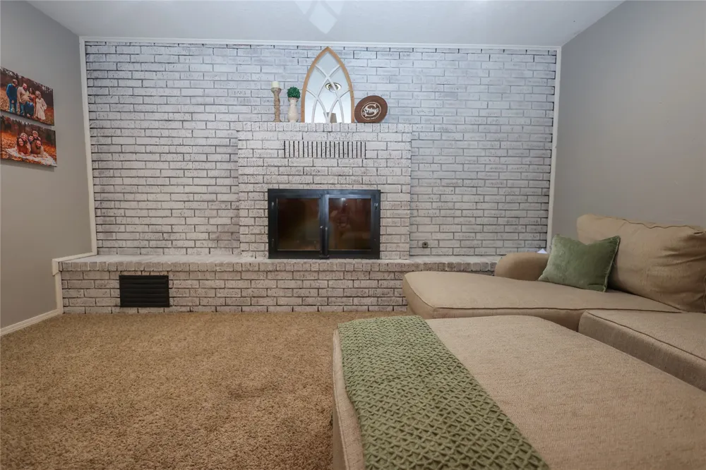 1024 Oak Drive Sulphur, OK 73086