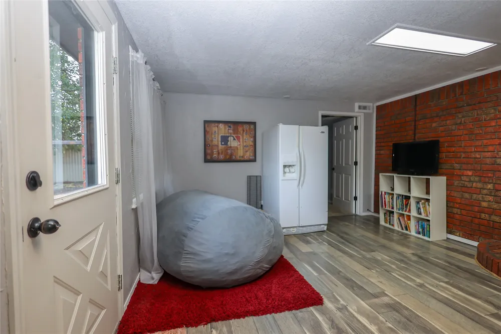 1024 Oak Drive Sulphur, OK 73086