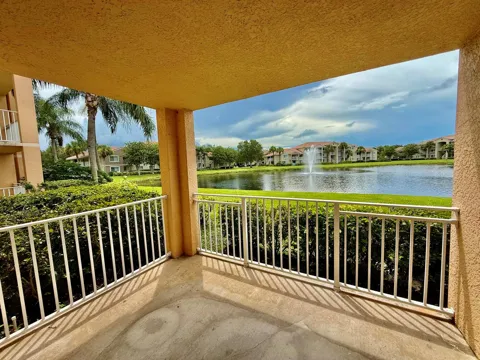 191 SW Palm Drive #108
