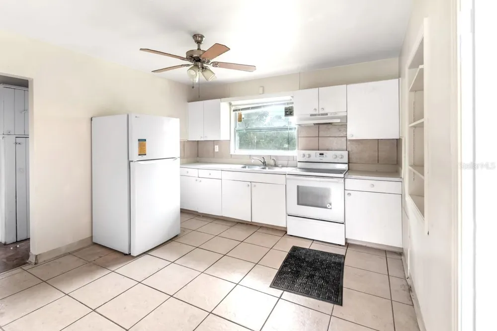 1329 WOODBINE STREET Clearwater, FL 33755