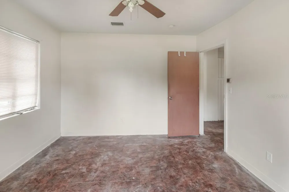 1329 WOODBINE STREET Clearwater, FL 33755