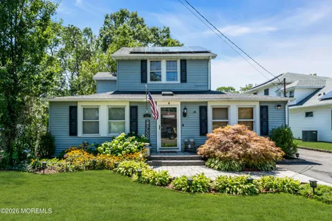 637 Prospect Avenue