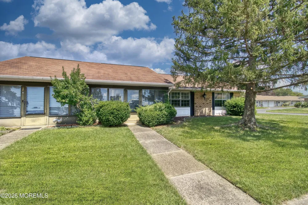 32 Yorkshire Court #D Manchester, NJ 08759